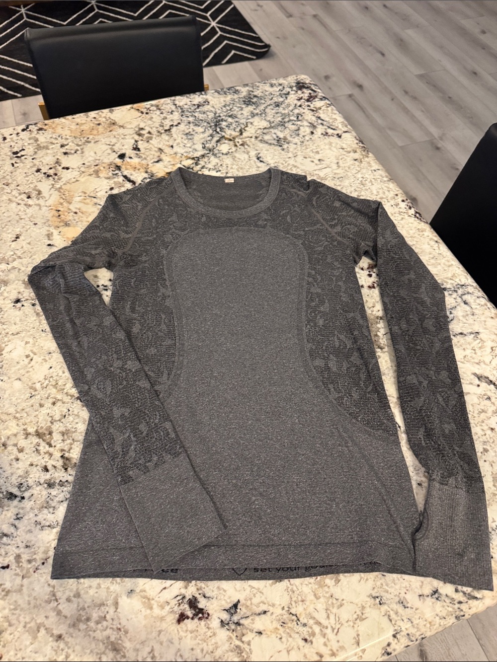 Lululemon Women's Gray Long-Sleeve Seamless Performance Top